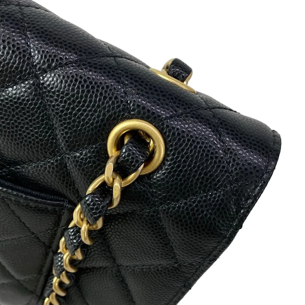 Chanel Matelasse Shoulder Bag AS5694